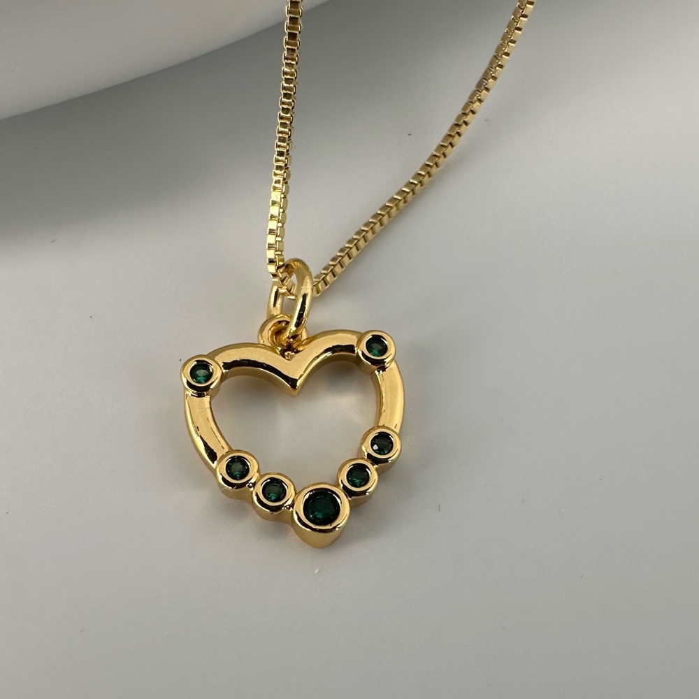 14K Gold plated Green CZ Heart Pendant Necklace | 16” Gold Plated Chain | New - Picture 5 of 12
